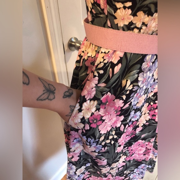 Vintage Floral Midi Length Tea Dress With Pink Belt - Picture 7 of 15